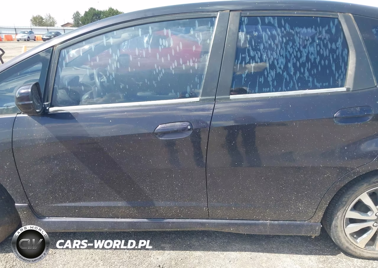 2013 Honda Fit Sport VIN:JHMGE8H58DC062957 - 15