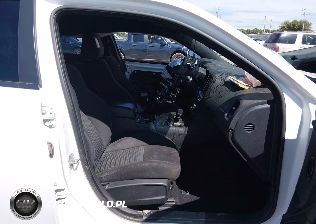 2019 Dodge Charger Scat Pack Rwd VIN:2C3CDXGJ0KH721656 - 5
