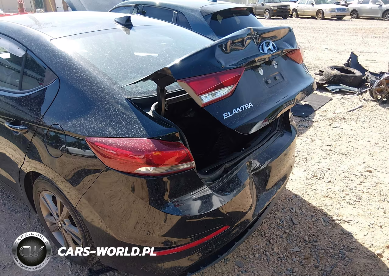 2018 Hyundai Elantra Value Edition VIN:5NPD84LF9JH308466 - 6