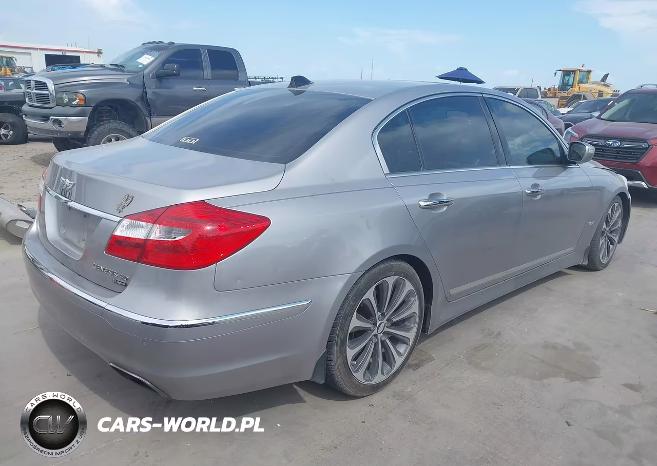 2012 Hyundai Genesis 5.0 R-Spec VIN:KMHGC4DH2CU159544 - 4