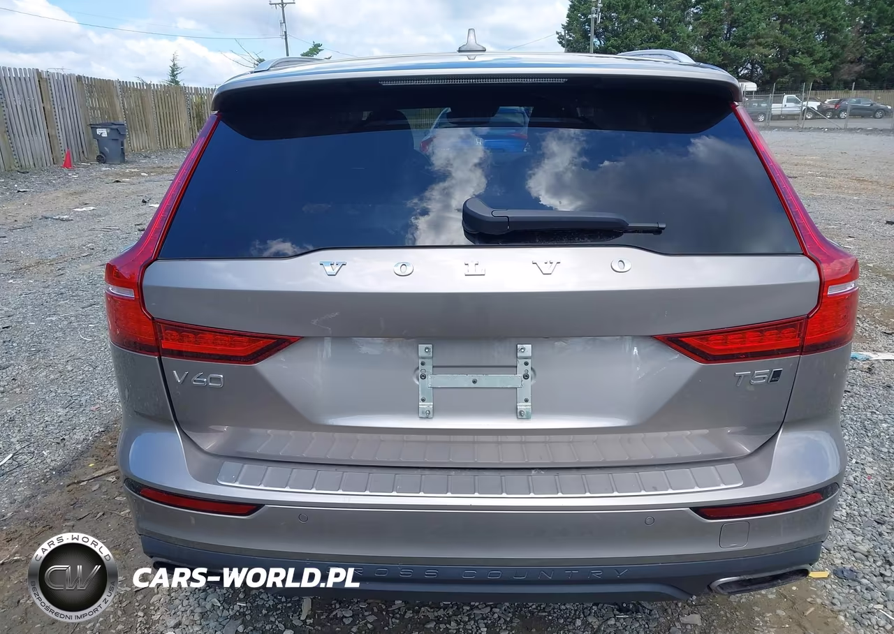 2020 Volvo V60 Cross Country T5 VIN:YV4102WK9L1042543 - 16