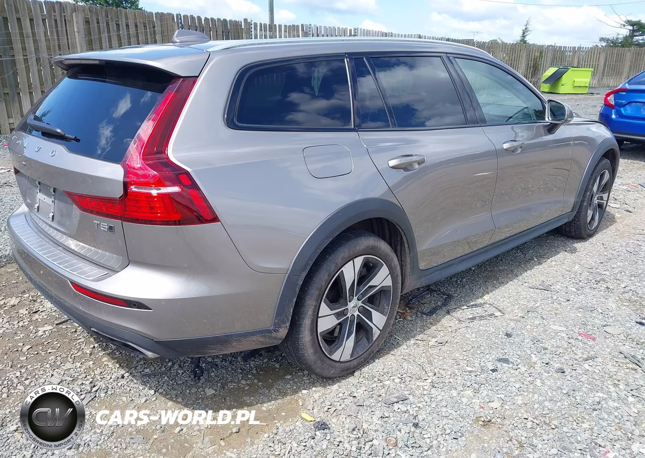 2020 Volvo V60 Cross Country T5 VIN:YV4102WK9L1042543 - 4
