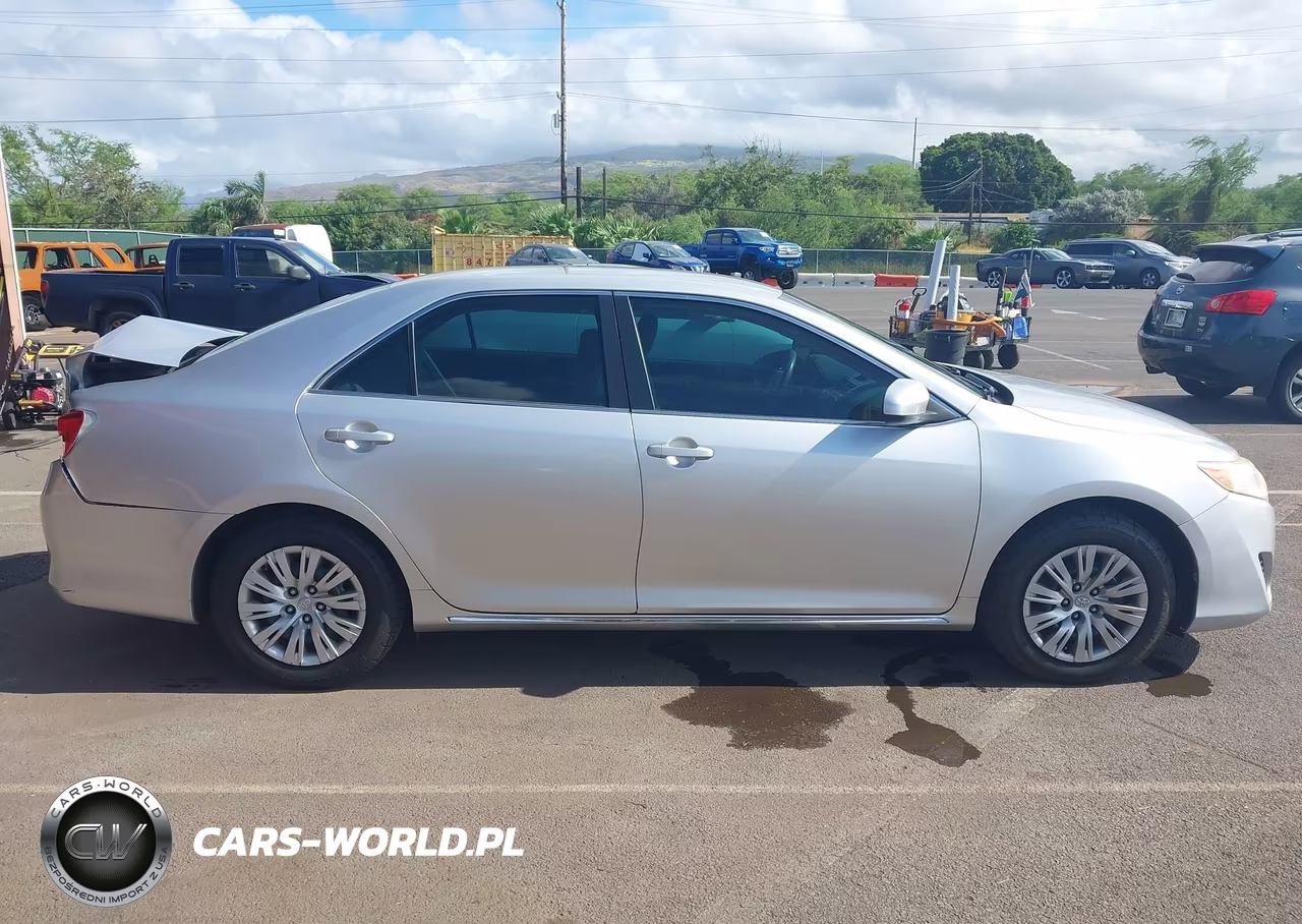 2012 Toyota Camry Le VIN:4T1BF1FK7CU047394 - 13