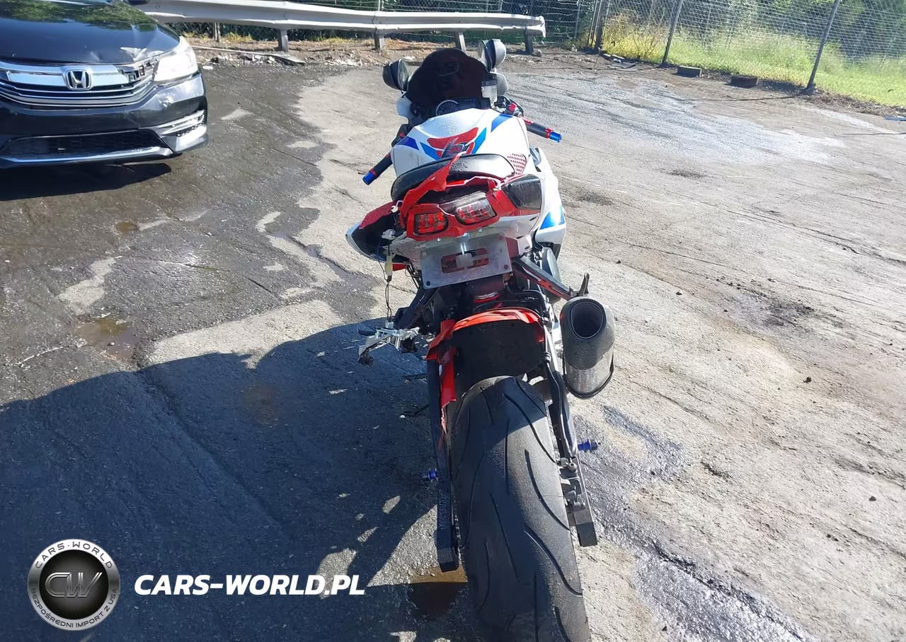 2013 Suzuki Gsx-R1000 VIN:JS1GT78A3D2100805 - 6