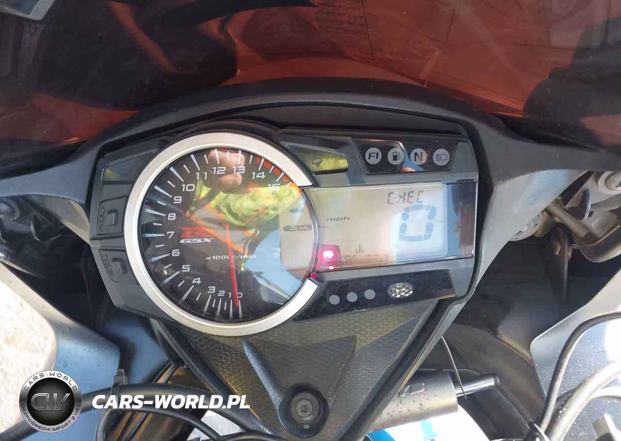 2013 Suzuki Gsx-R1000 VIN:JS1GT78A3D2100805 - 7
