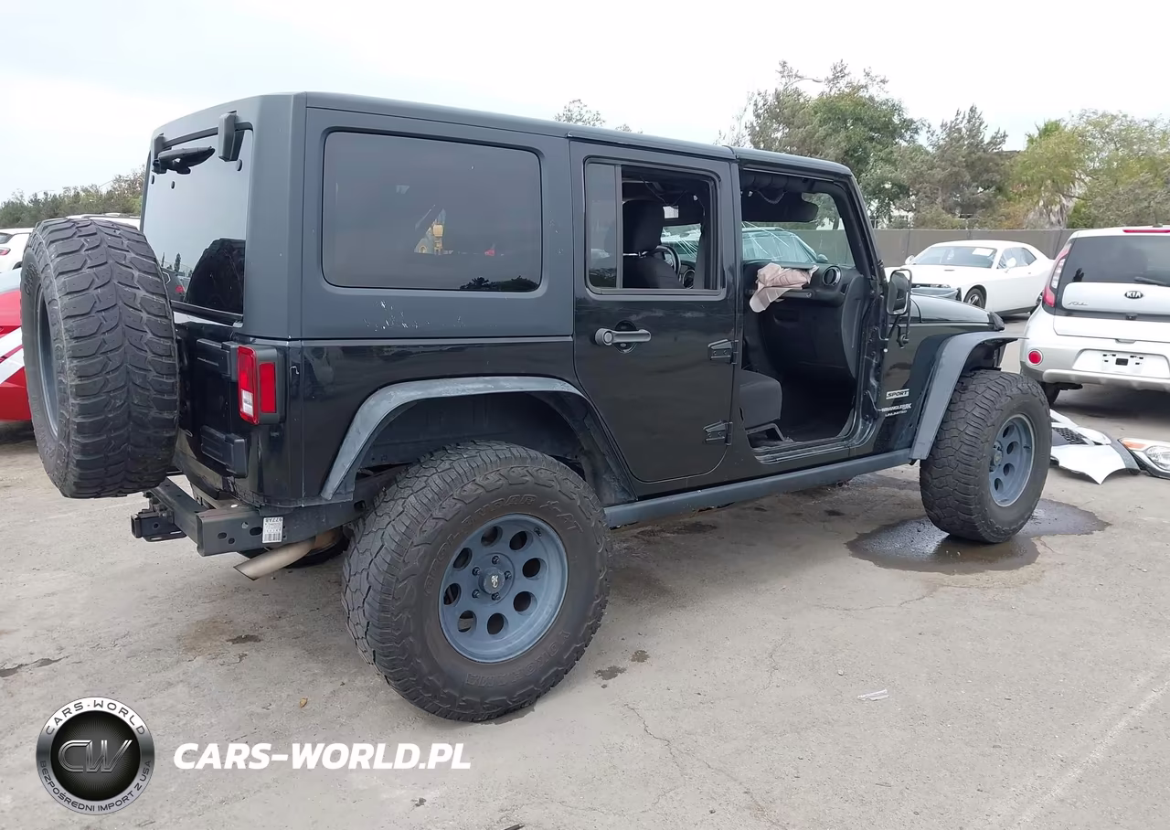 2018 Jeep Wrangler Jk Unlimited Sport S 4X4 VIN:1C4BJWDGXJL866644 - 4