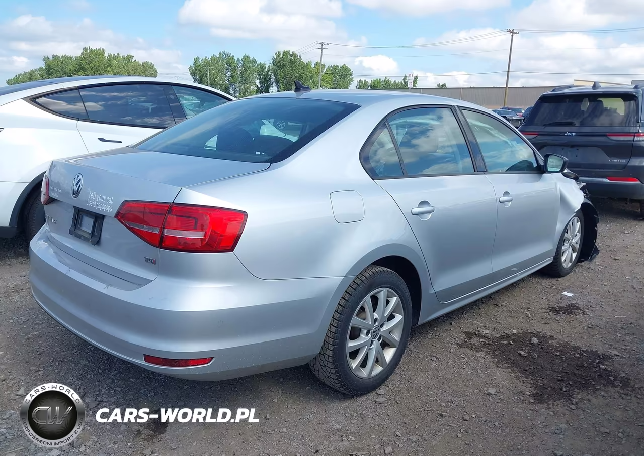 2015 Volkswagen Jetta 1.8T Se VIN:3VWD17AJ3FM353978 - 4