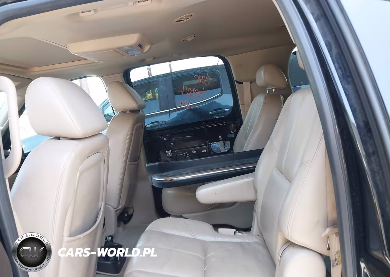 2007 GMC Yukon Xl Denali Denali VIN:1GKFK668X7J150212 - 8