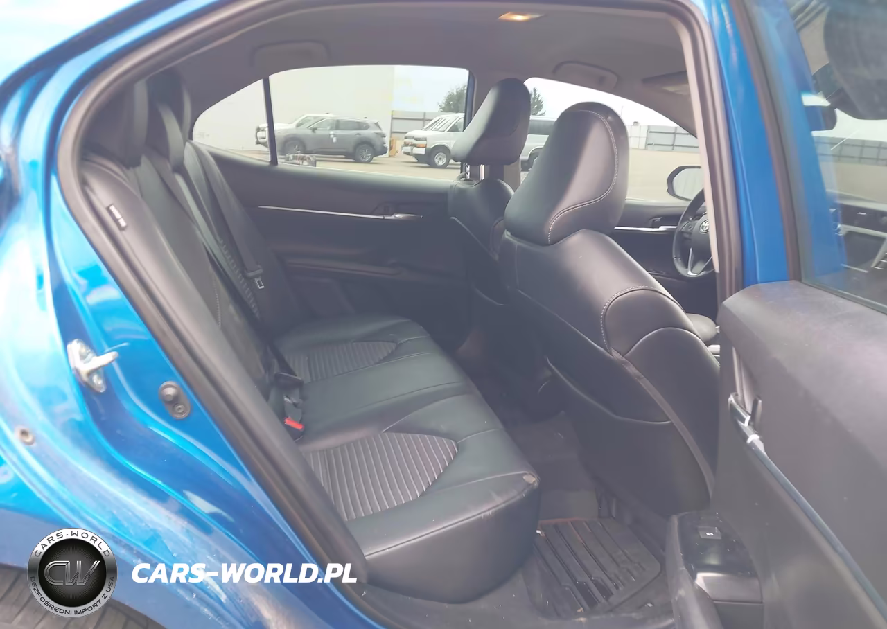 2020 Toyota Camry Se VIN:4T1G11AK4LU325373 - 8