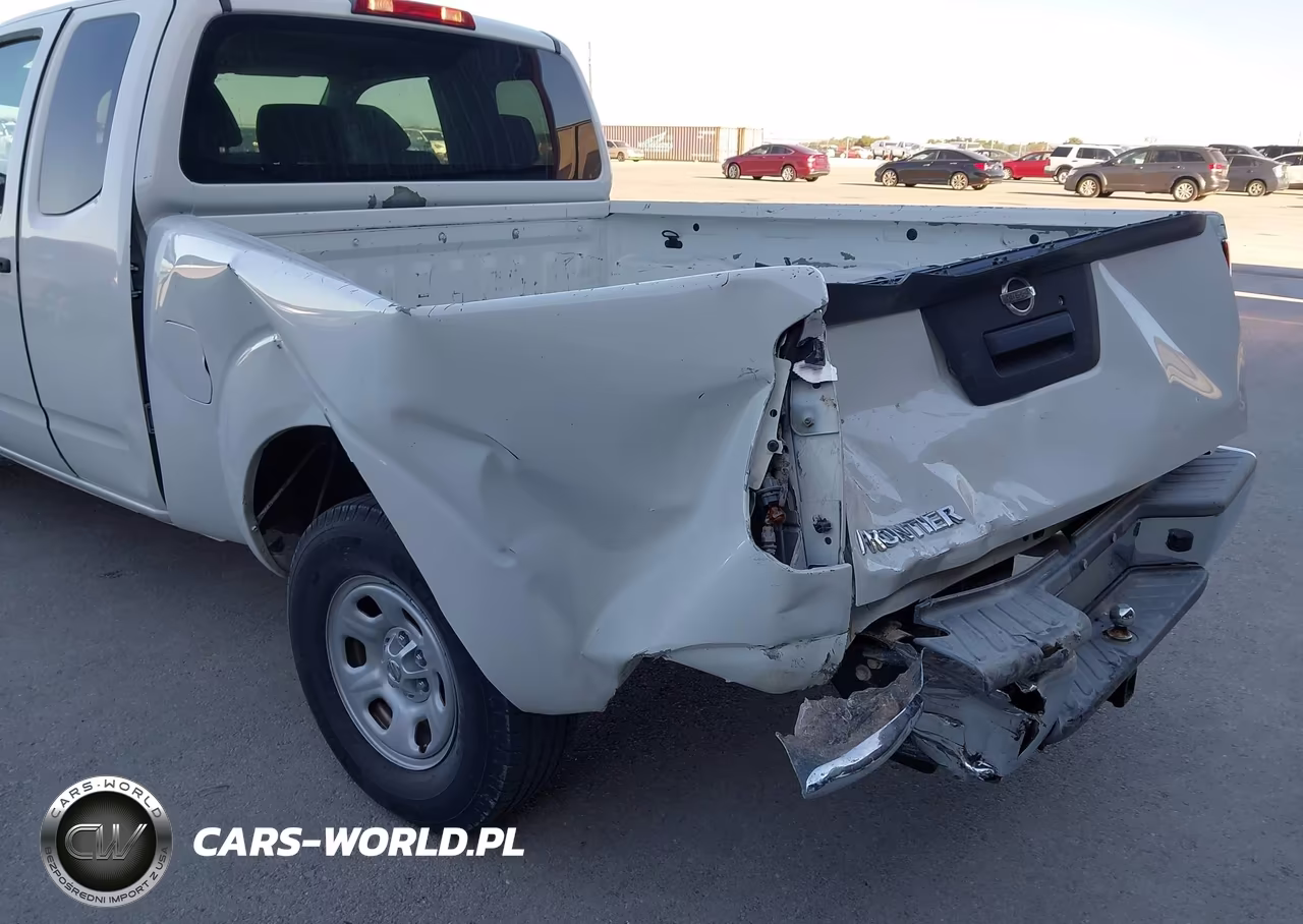 2015 Nissan Frontier S VIN:1N6BD0CT8FN732131 - 18