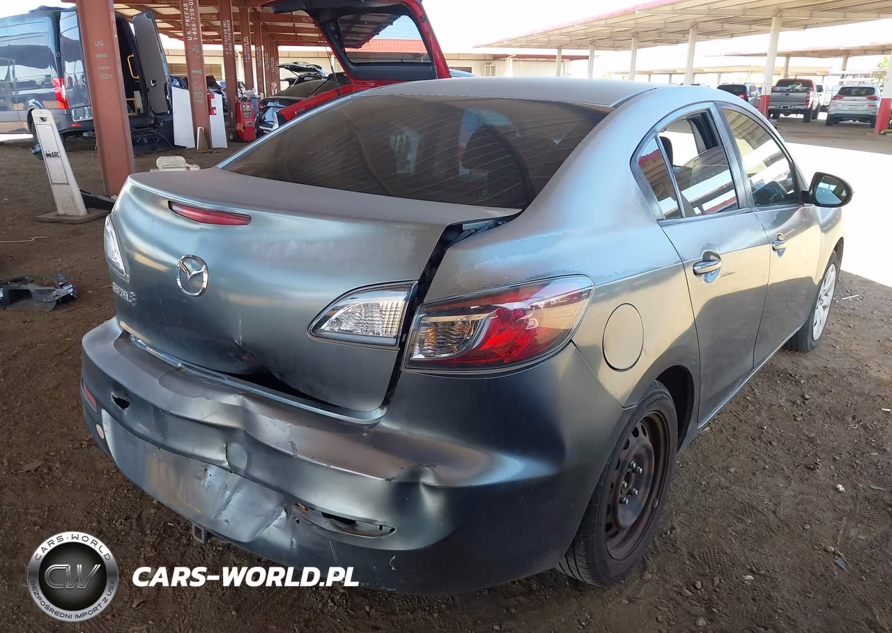 2012 Mazda Mazda3 I Sport VIN:JM1BL1UG0C1542890 - 4