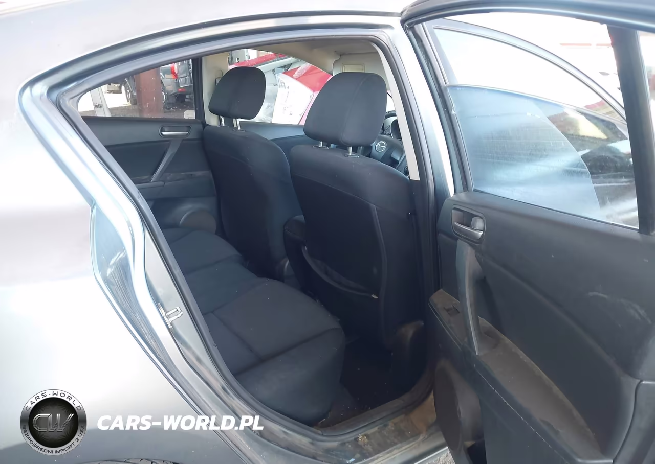 2012 Mazda Mazda3 I Sport VIN:JM1BL1UG0C1542890 - 8