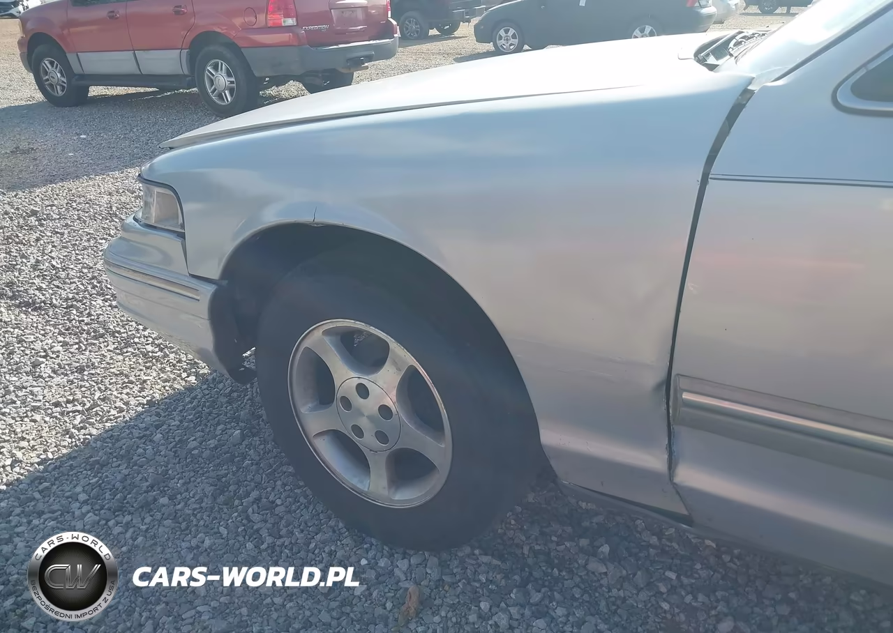 1997 Ford Crown Victoria Lx VIN:2FALP74W0VX197492 - 12