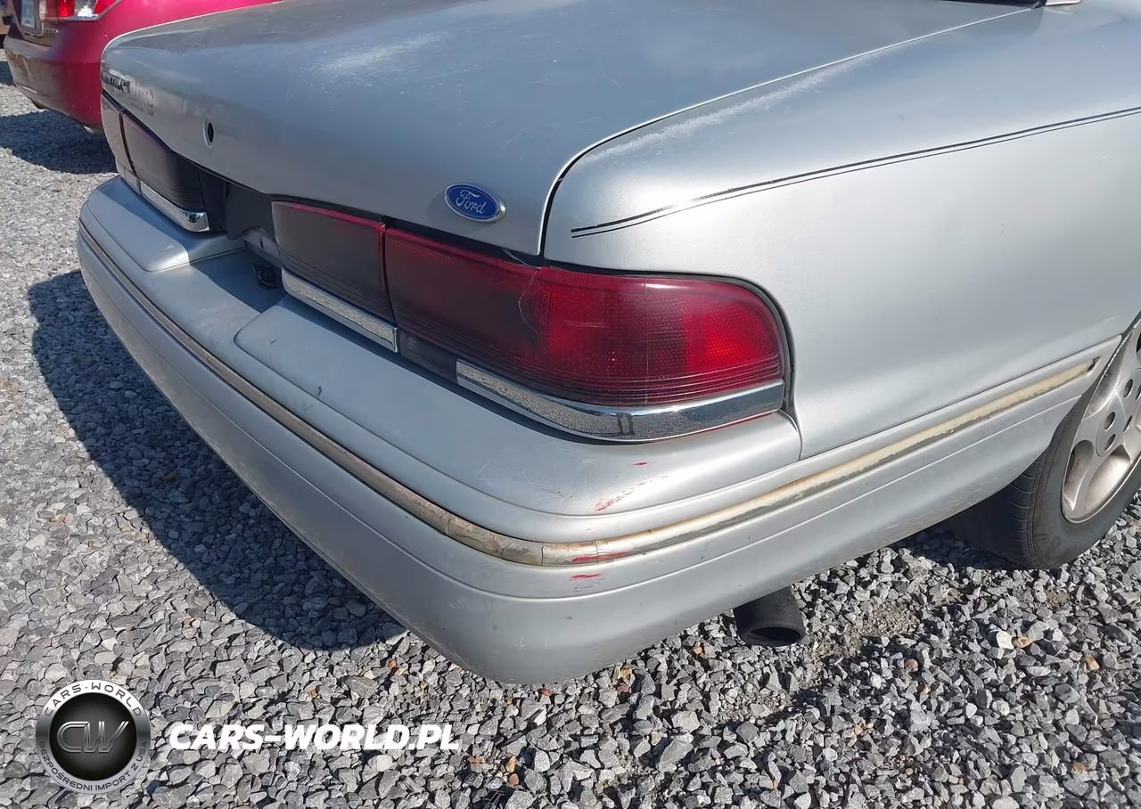 1997 Ford Crown Victoria Lx VIN:2FALP74W0VX197492 - 15