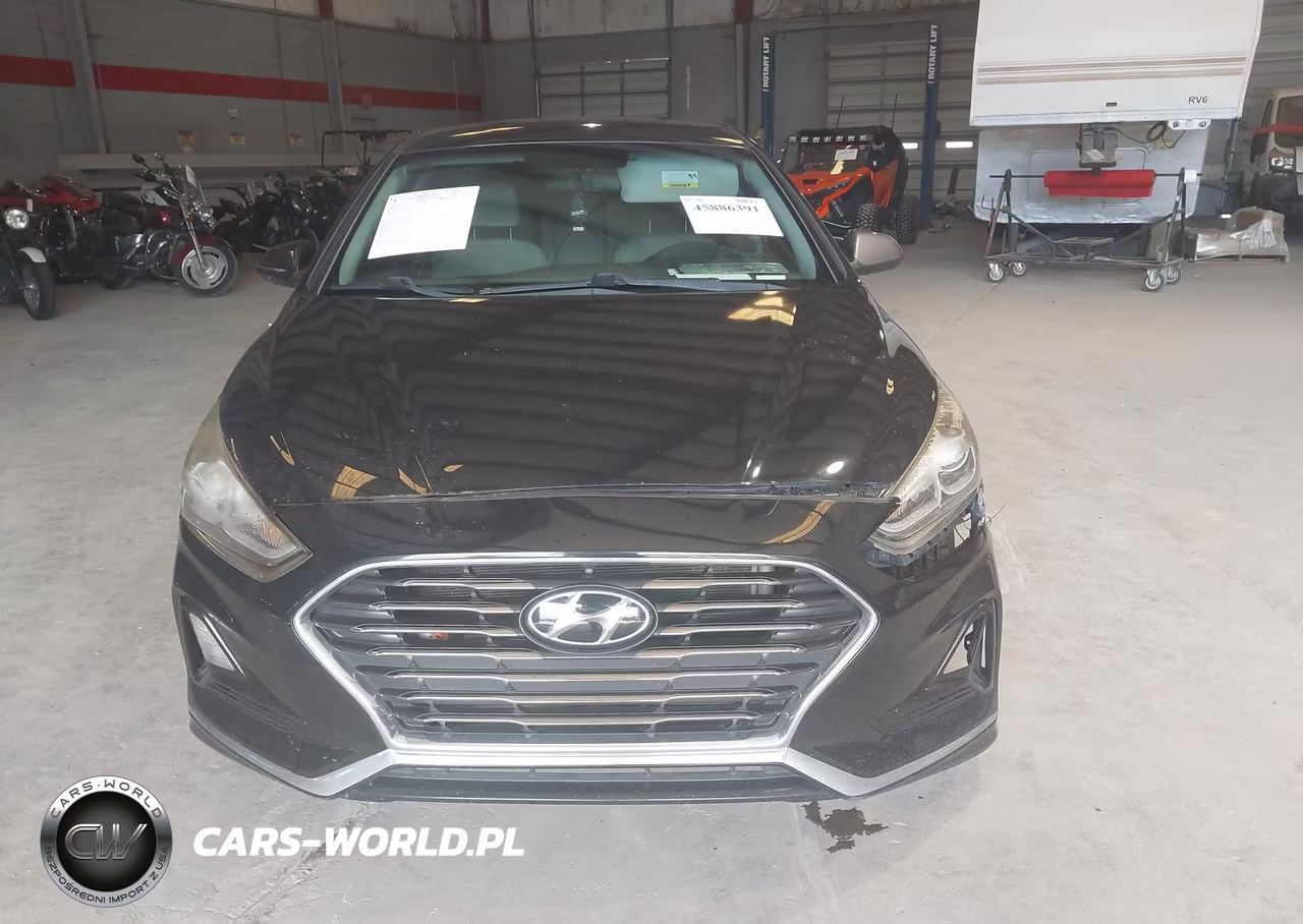 2018 Hyundai Sonata Se VIN:5NPE24AF1JH682112 - 18