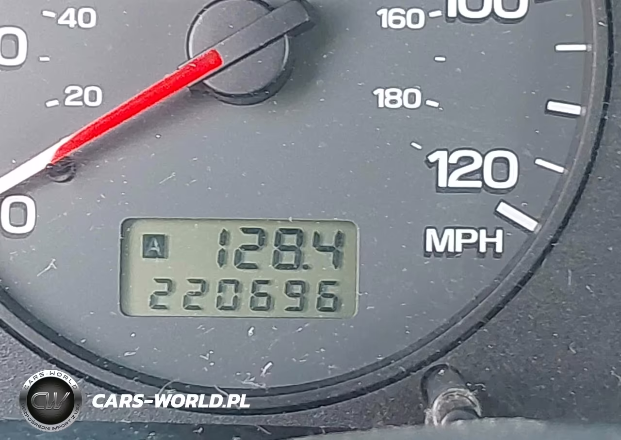 2002 Subaru Forester L VIN:JF1SF63552H718266 - 15