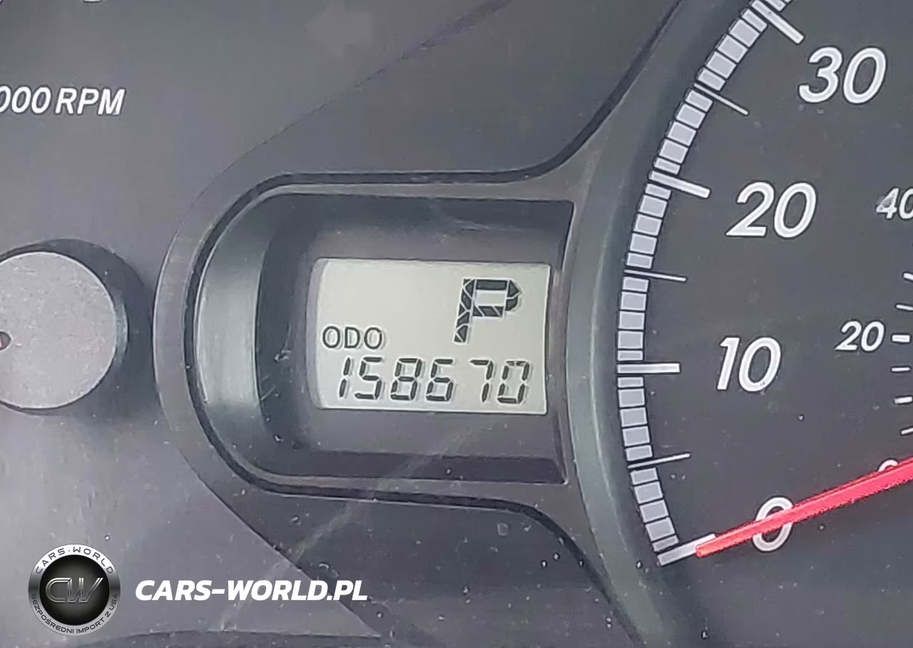 2011 Toyota Sienna Le V6 VIN:5TDKK3DCXBS018854 - 16
