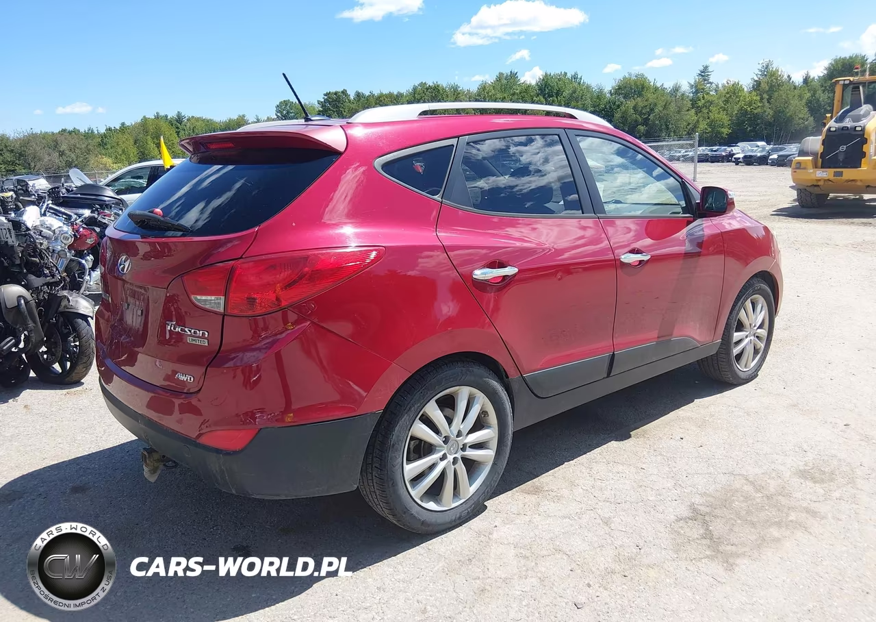 2011 Hyundai Tucson Limited VIN:KM8JUCAC2BU311018 - 4