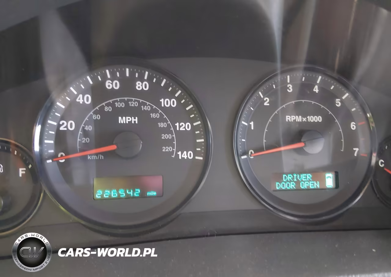 2006 Jeep Grand Cherokee Laredo VIN:1J4GR48K96C250341 - 7