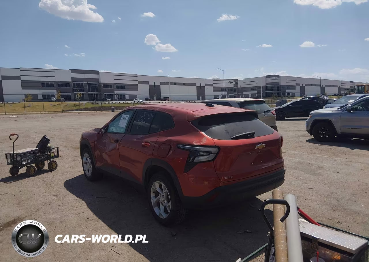 2024 Chevrolet Trax Fwd Sp VIN:KL77LFE20RC086163 - 3