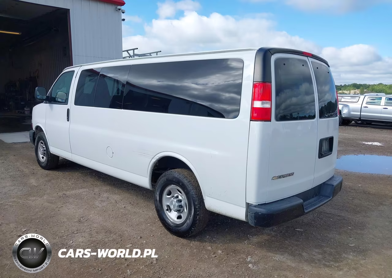 2019 Chevrolet Express 3500 Ls VIN:1GAZGNFG7K1355676 - 3