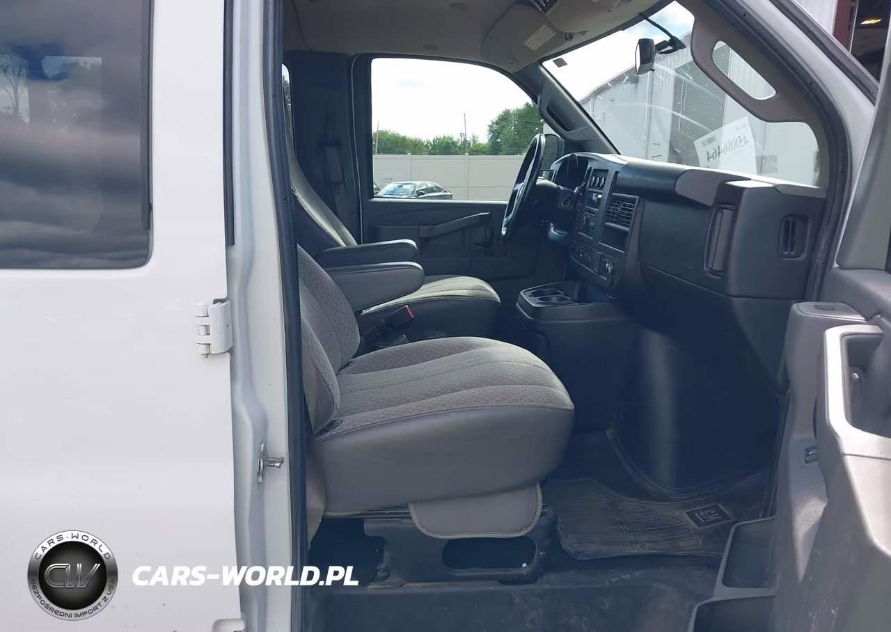 2019 Chevrolet Express 3500 Ls VIN:1GAZGNFG7K1355676 - 5