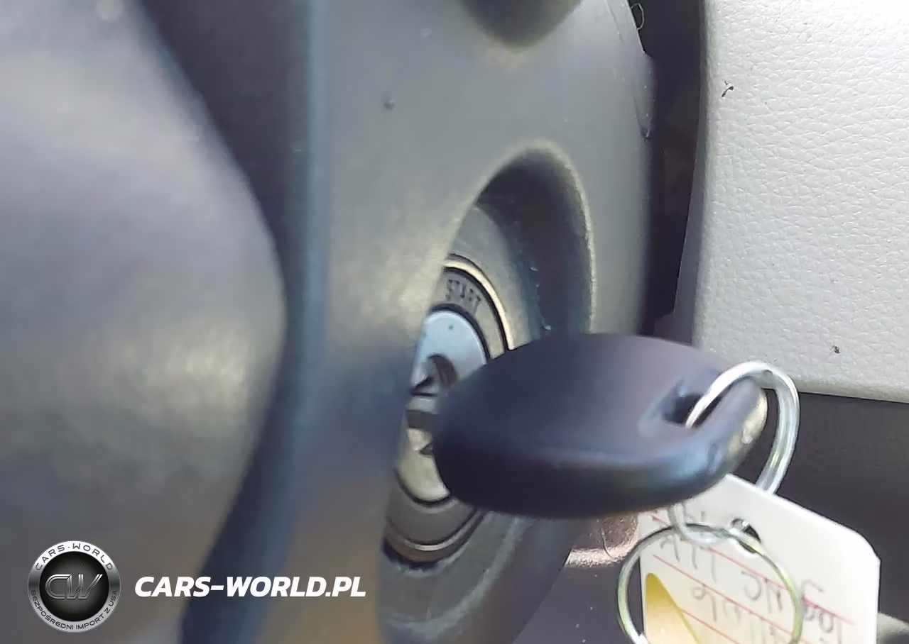 2020 Toyota Corolla Le VIN:5YFEPRAE3LP141106 - 11