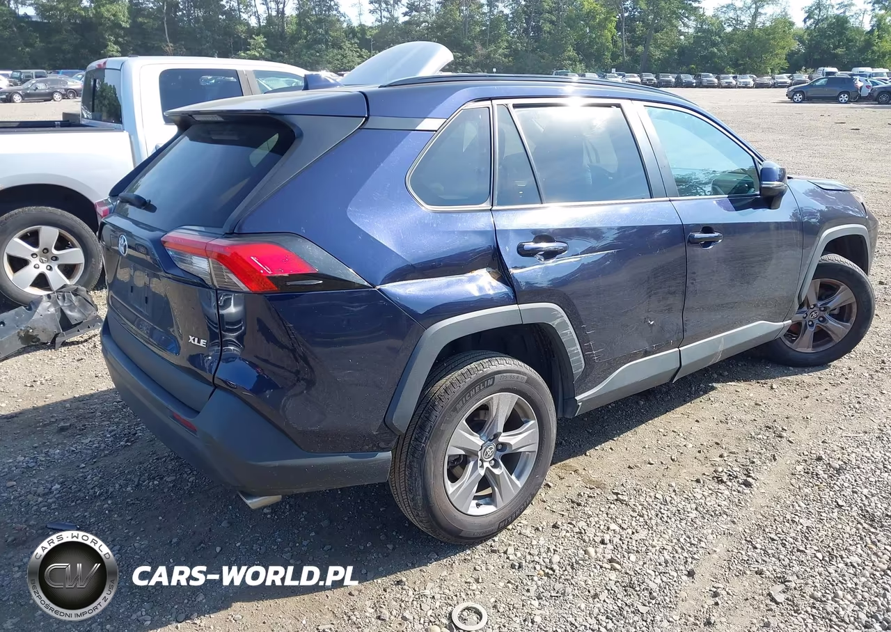 2022 Toyota Rav4 Xle VIN:2T3W1RFV1NW192207 - 4