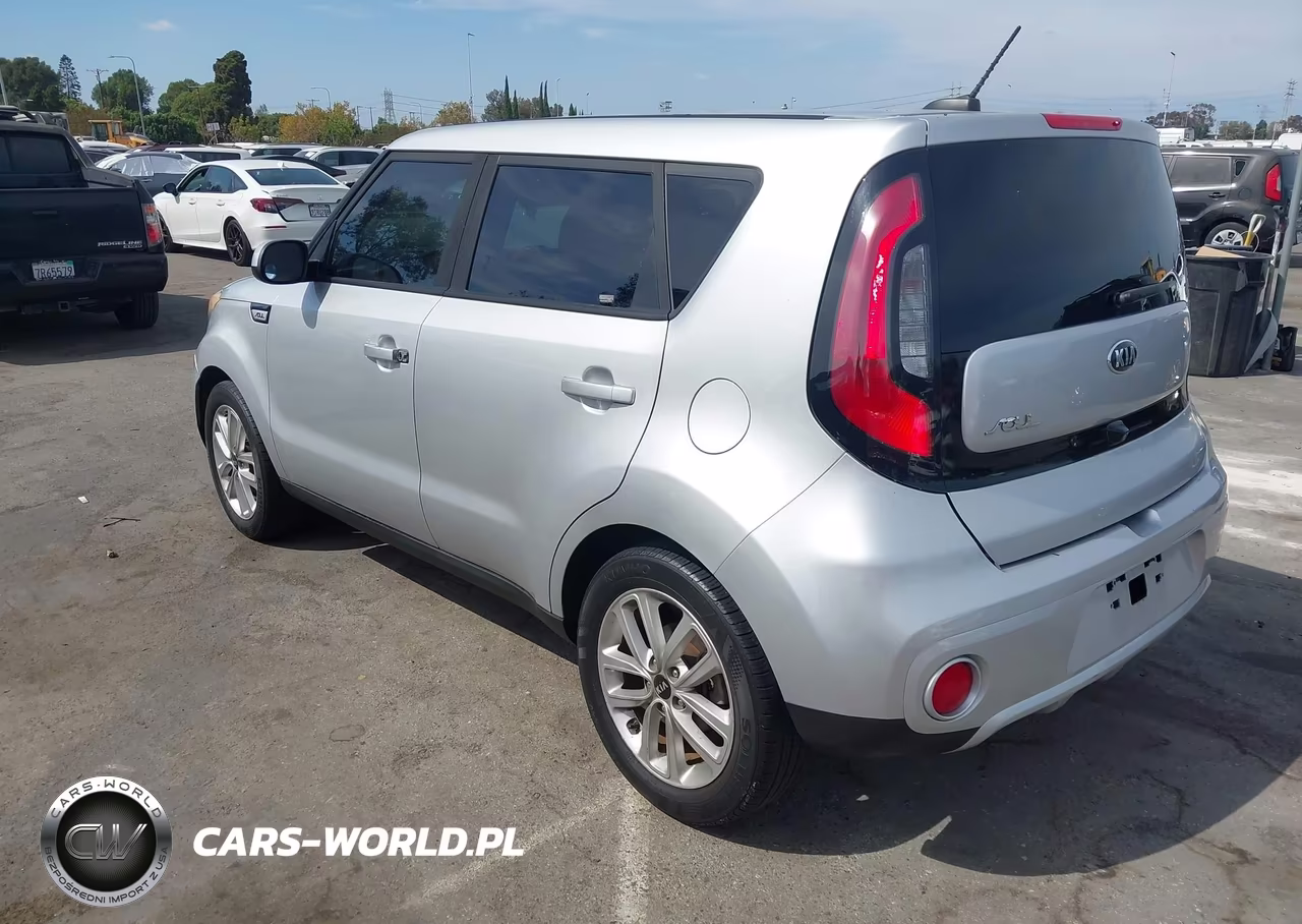 2017 Kia Soul + VIN:KNDJP3A50H7466011 - 3