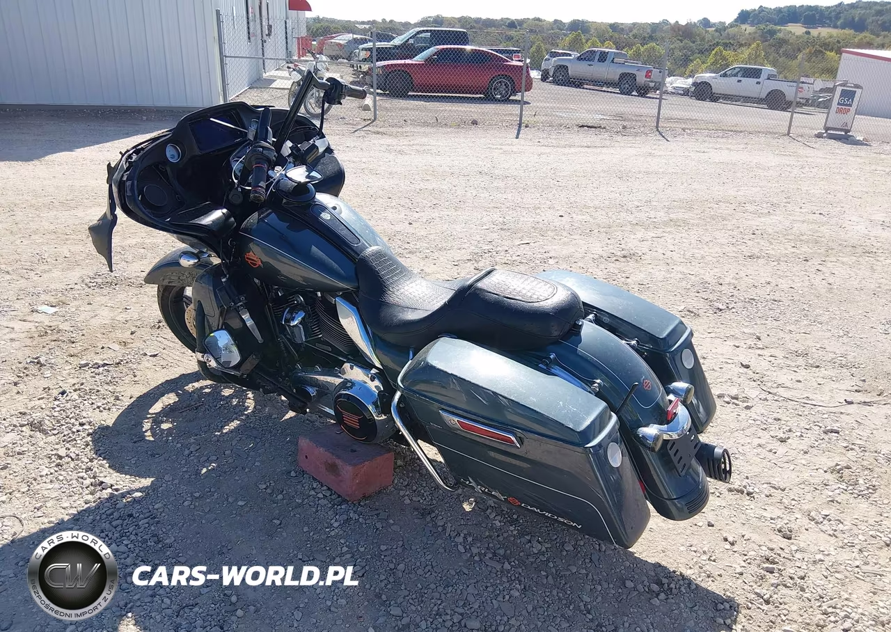 2020 Harley-Davidson Fltrx VIN:1HD1KHC10LB677204 - 3