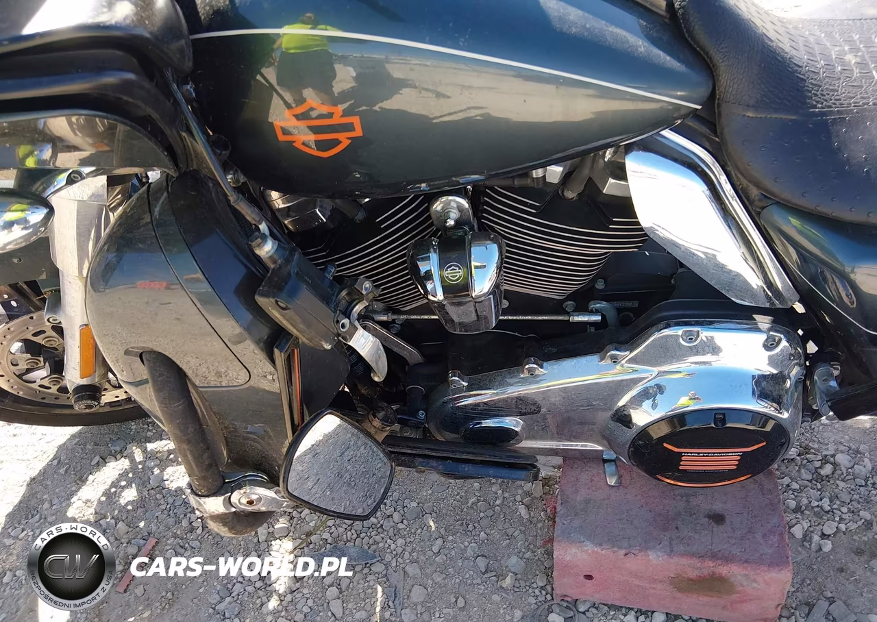2020 Harley-Davidson Fltrx VIN:1HD1KHC10LB677204 - 9