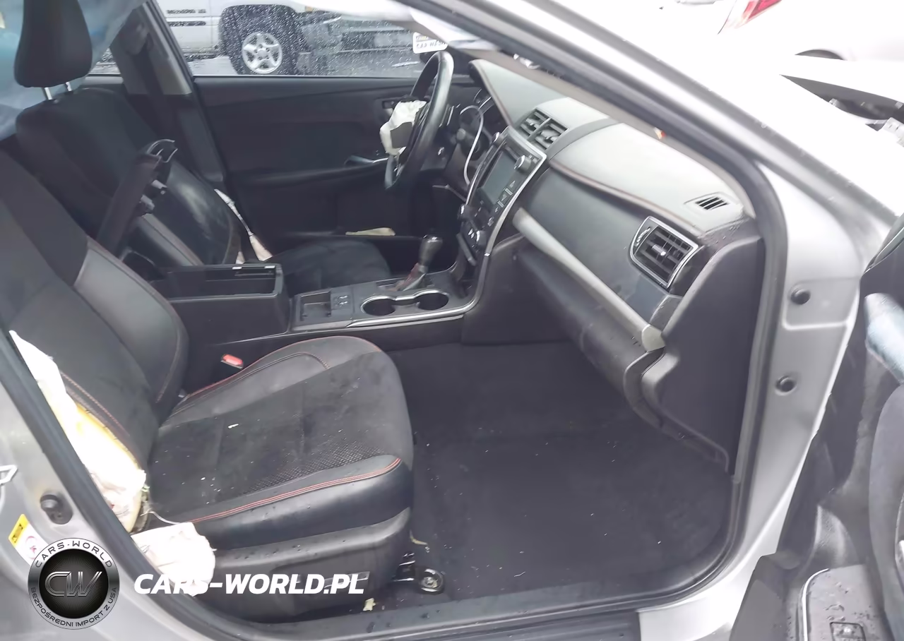 2016 Toyota Camry Xse VIN:4T1BF1FK2GU154892 - 5