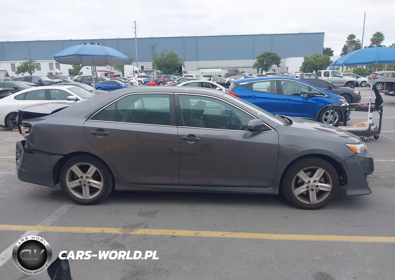2014 Toyota Camry Se VIN:4T1BF1FK3EU366360 - 14