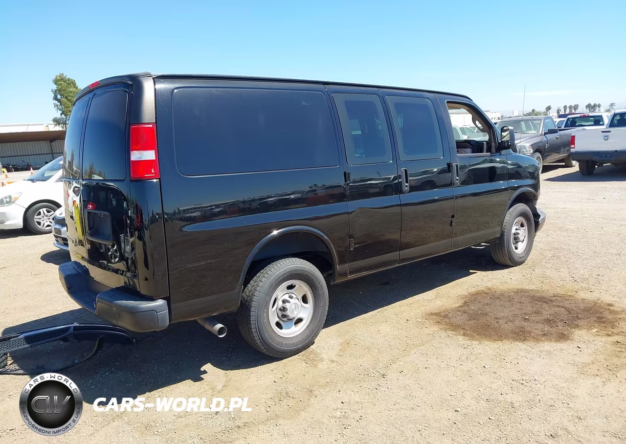 2023 Chevrolet Express Cargo Rwd 2500 Regular Wheelbase Wt VIN:1GCWGAFP2P1221748 - 4