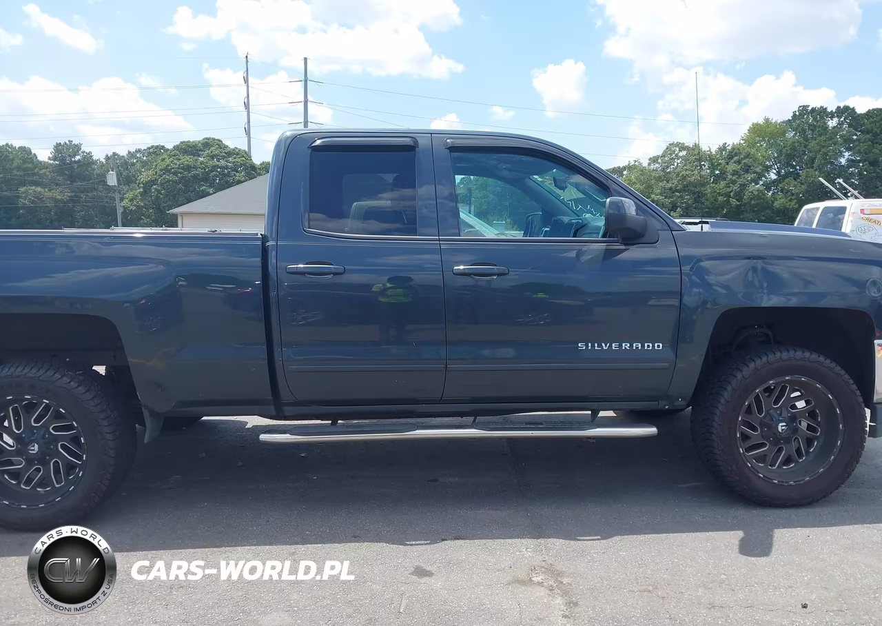 2018 Chevrolet Silverado 1500 1Lt VIN:1GCRCREC8JZ154264 - 13