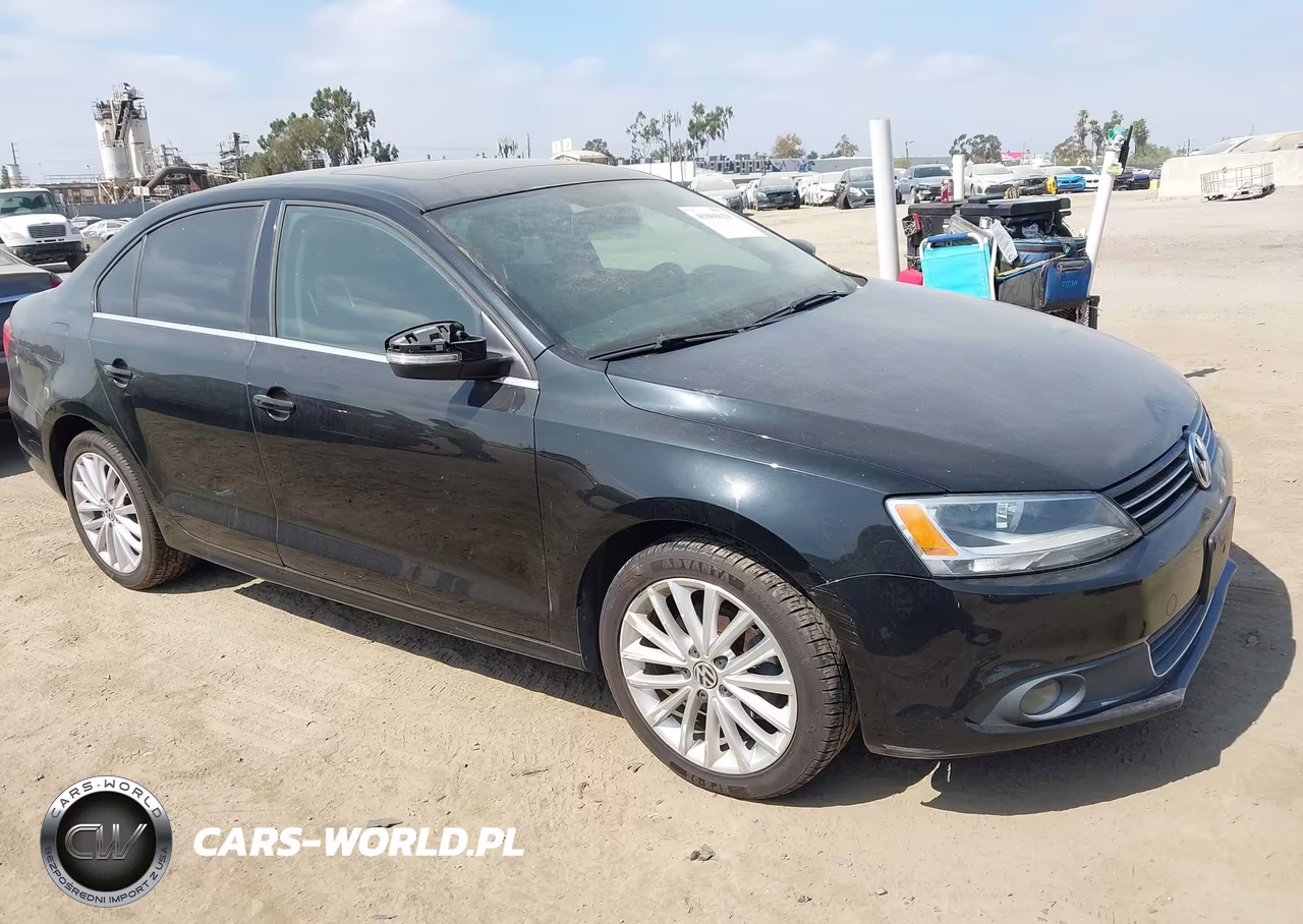 2014 Volkswagen Jetta 1.8T Sel – zdjęcie 1 z 11