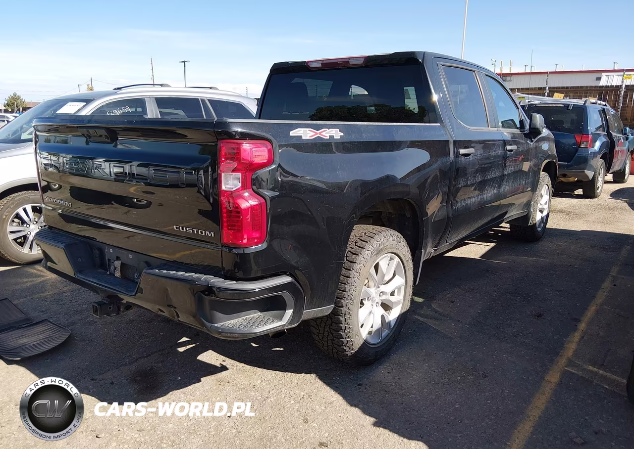 2022 Chevrolet Silverado 1500 4Wd Short Bed Custom VIN:1GCPDBEK5NZ593057 - 4