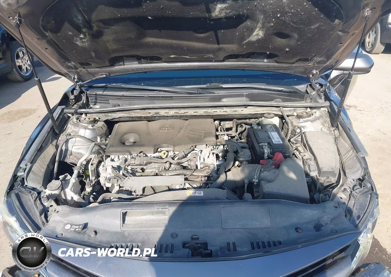 2018 Toyota Camry Le VIN:4T1B11HKXJU511299 - 10