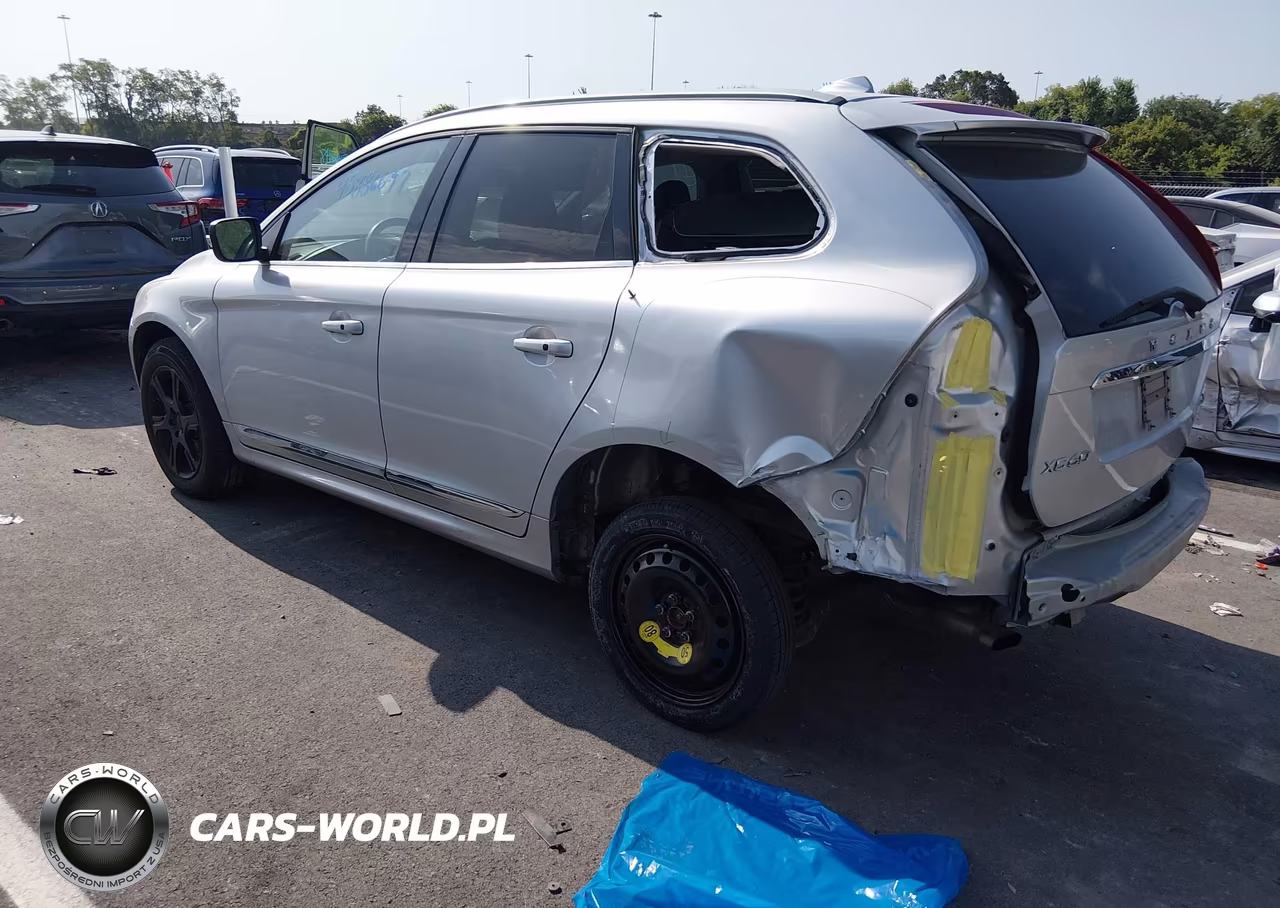 2014 Volvo Xc60 T6 R-Design Premier Plus VIN:YV4902DZ0E2553848 - 3
