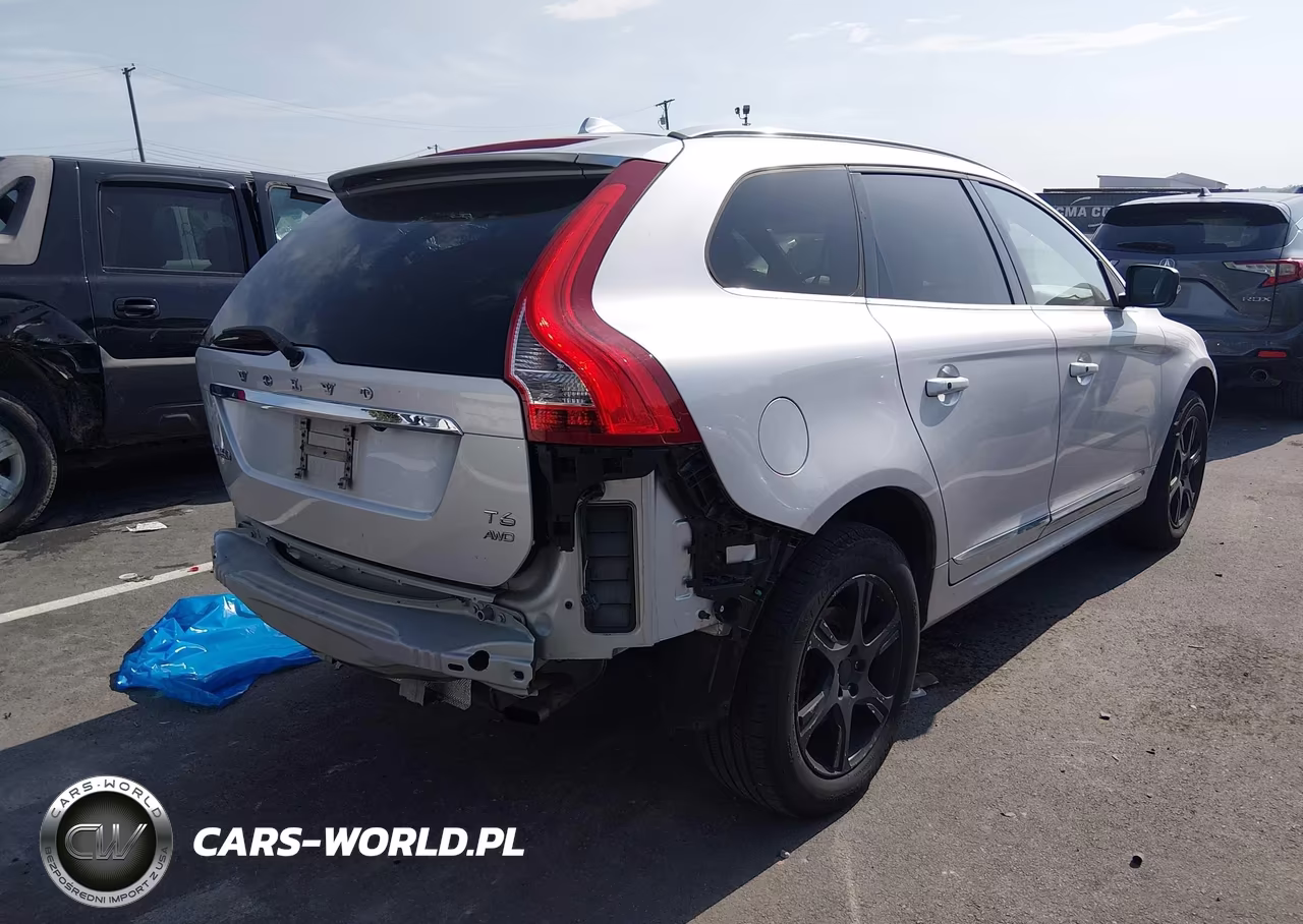 2014 Volvo Xc60 T6 R-Design Premier Plus VIN:YV4902DZ0E2553848 - 4