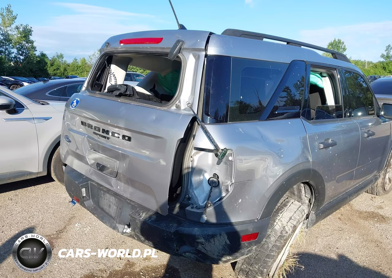 2022 Ford Bronco Sport VIN:3FMCR9A6XNRD04563 - 4