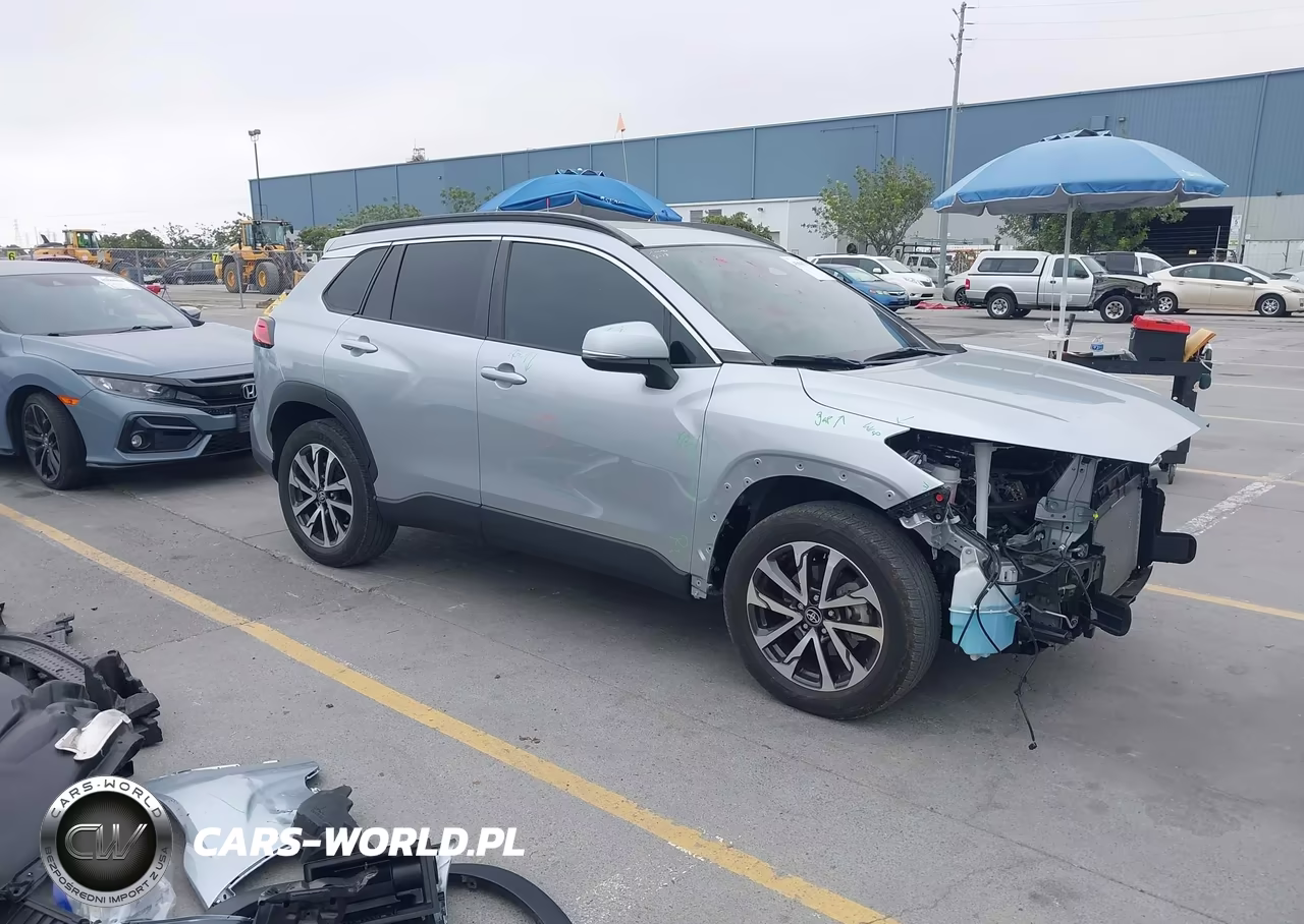 2024 Toyota Corolla Cross Xle – zdjęcie 1 z 18
