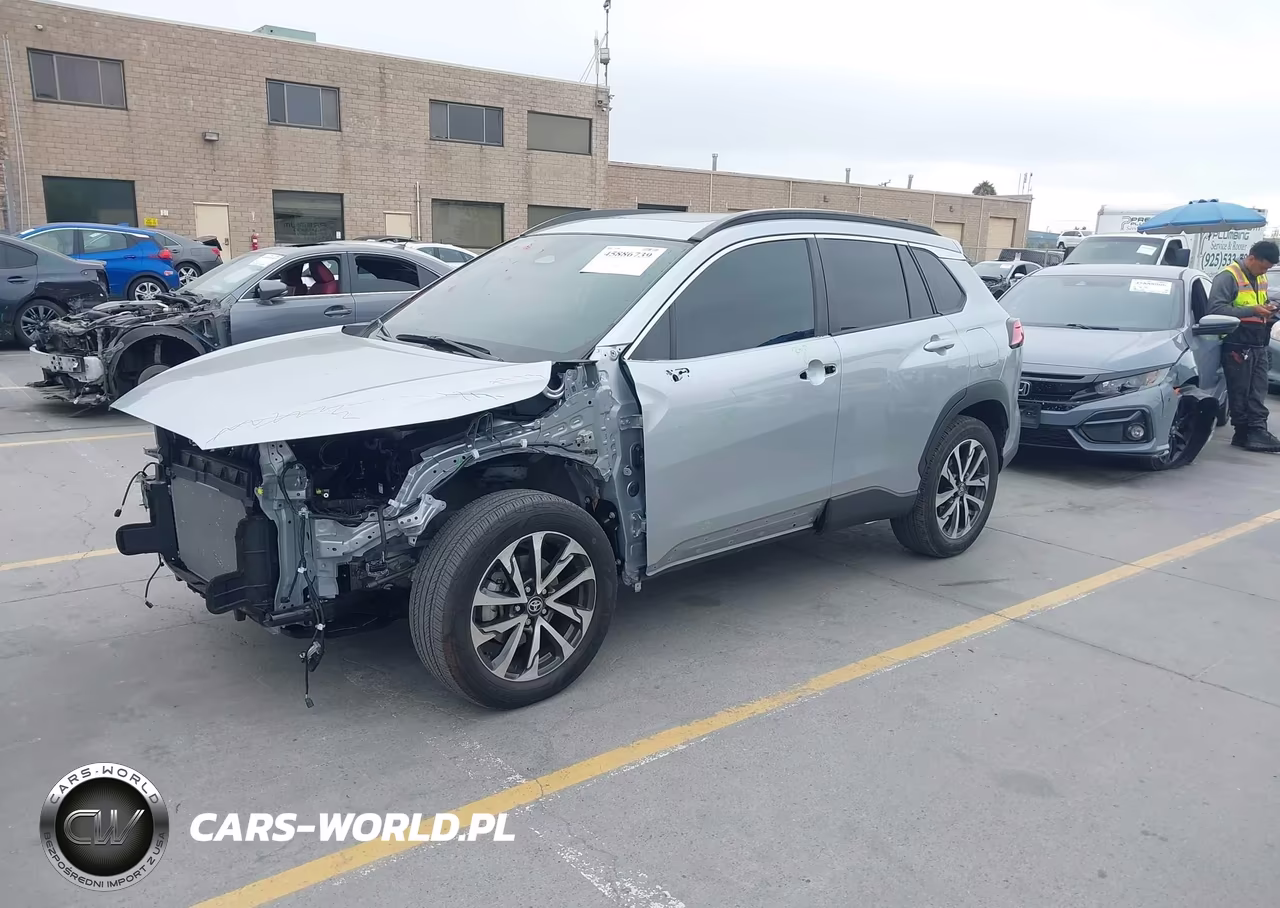 2024 Toyota Corolla Cross Xle VIN:7MUDAABG7RV080153 - 2