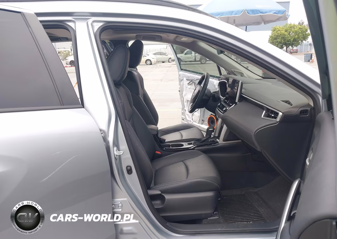 2024 Toyota Corolla Cross Xle VIN:7MUDAABG7RV080153 - 5