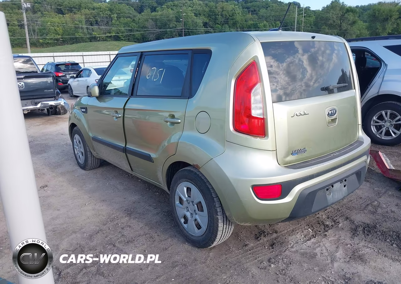 2012 Kia Soul VIN:KNDJT2A50C7477489 - 3
