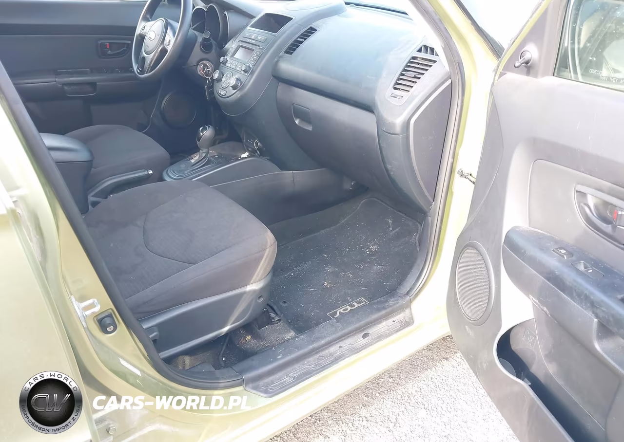 2012 Kia Soul VIN:KNDJT2A50C7477489 - 5