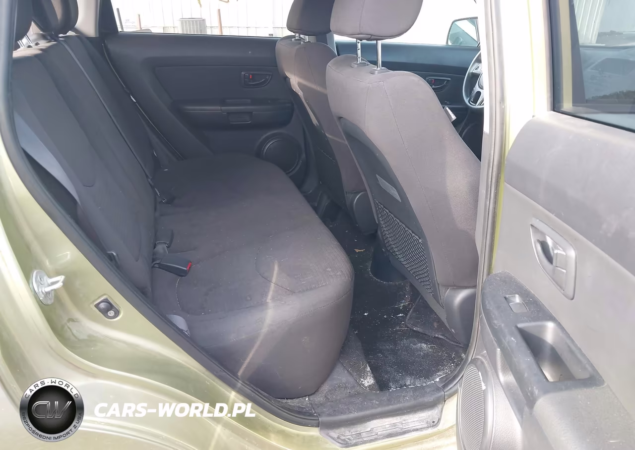 2012 Kia Soul VIN:KNDJT2A50C7477489 - 8
