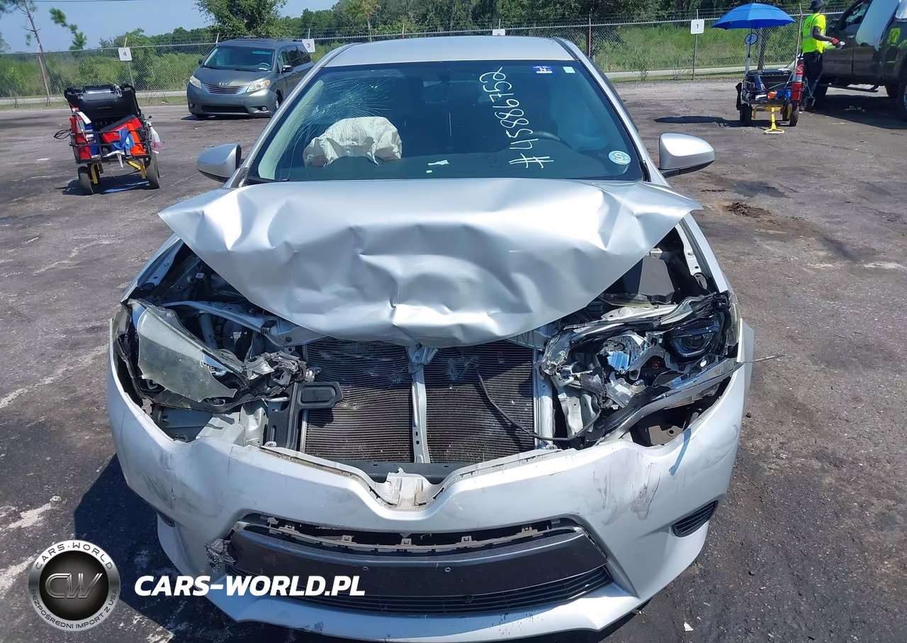 2015 Toyota Corolla Le VIN:2T1BURHE8FC439348 - 12