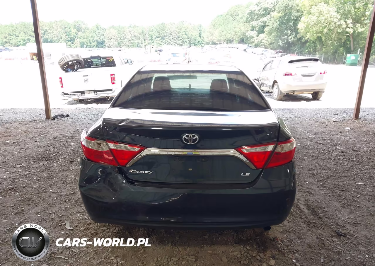 2016 Toyota Camry Le VIN:4T4BF1FK3GR550951 - 16