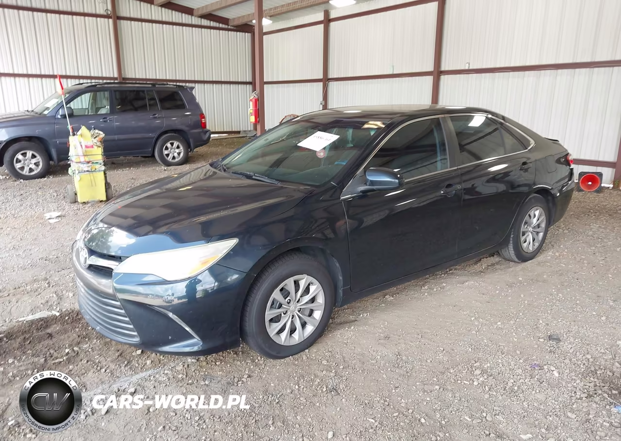 2016 Toyota Camry Le VIN:4T4BF1FK3GR550951 - 2